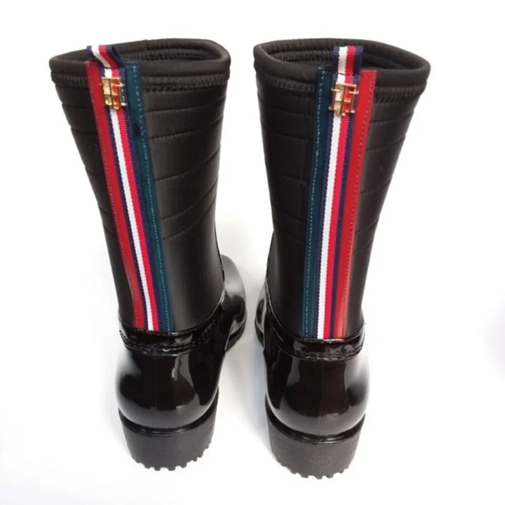 New Tommy Hilfiger Glossy Fonsi Hilfiger Stripe Rain Boot Black 6
